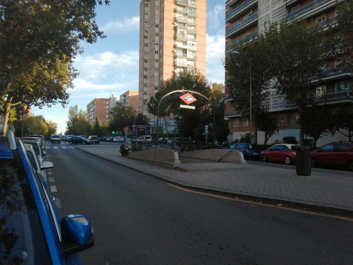Hello Home Feria Madrid Exteriör bild